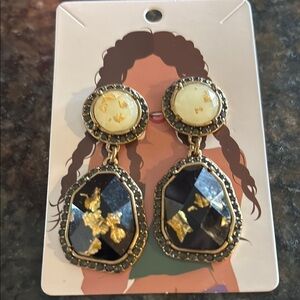 Elegant Gold and Black Dangle Earrings